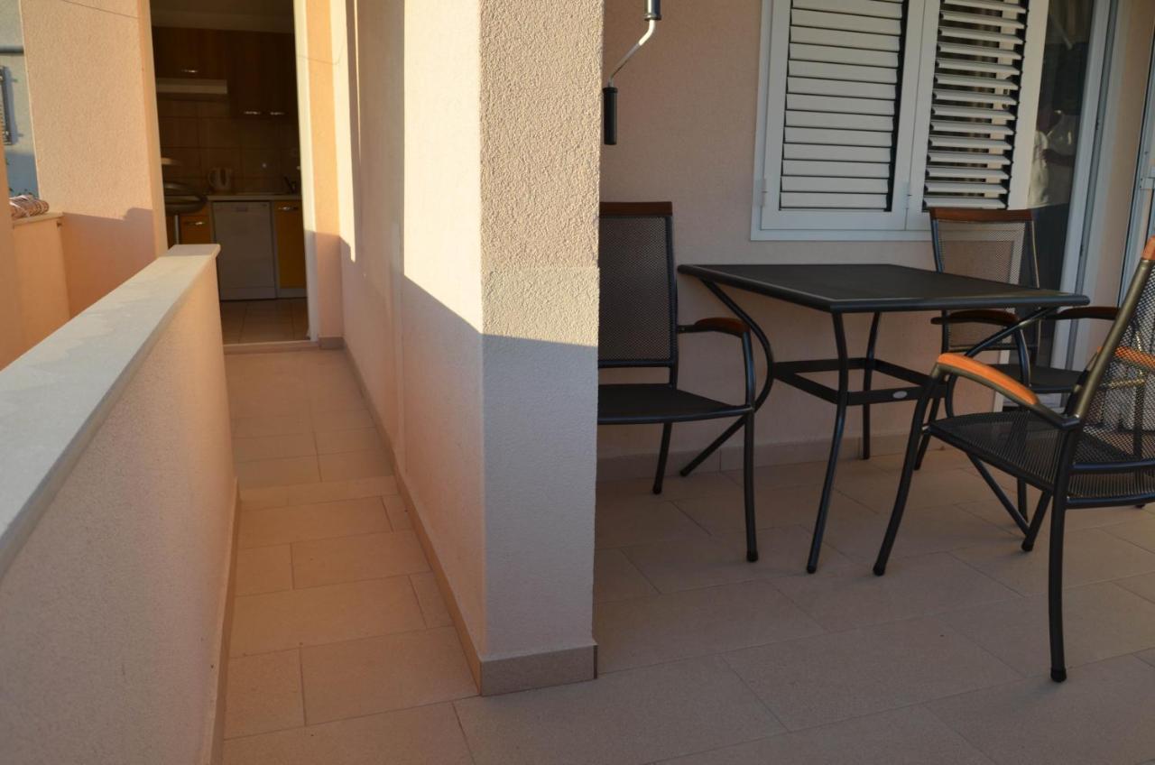 Apartments Tomas Betina  Exterior foto